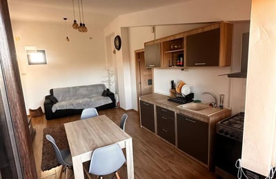 Location d’un appartement chaleureux de 2 pièces, 55 m², Faleza Nord, Constanța, Roumanie